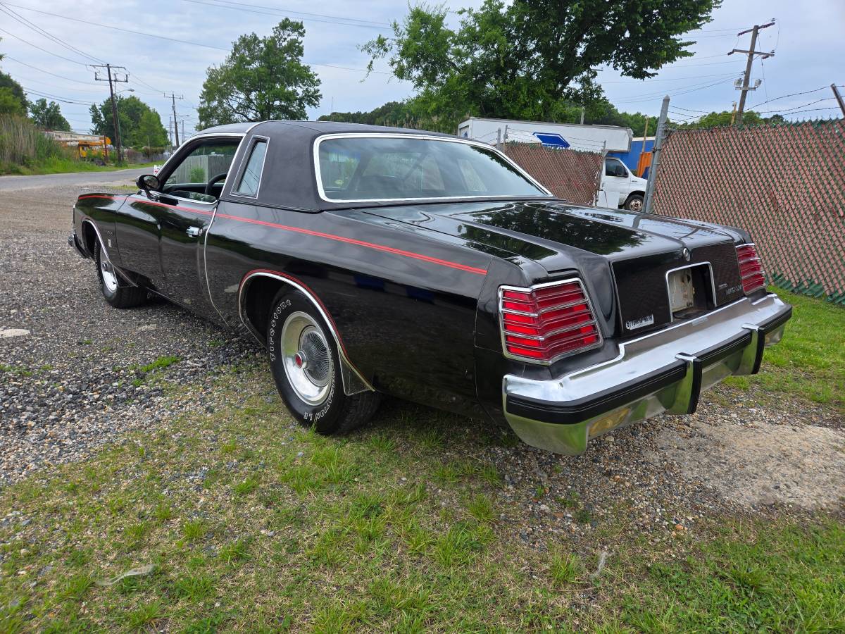 Dodge-Magnum-1978-black-6