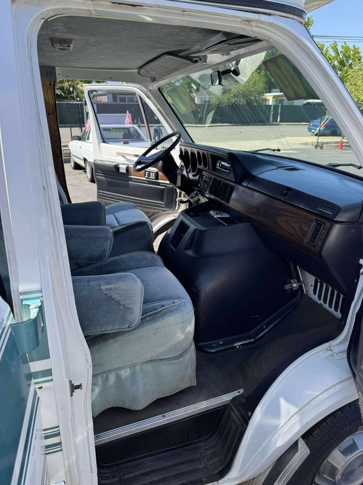 Dodge-Other-1990-Class-B-motorhome-van-5