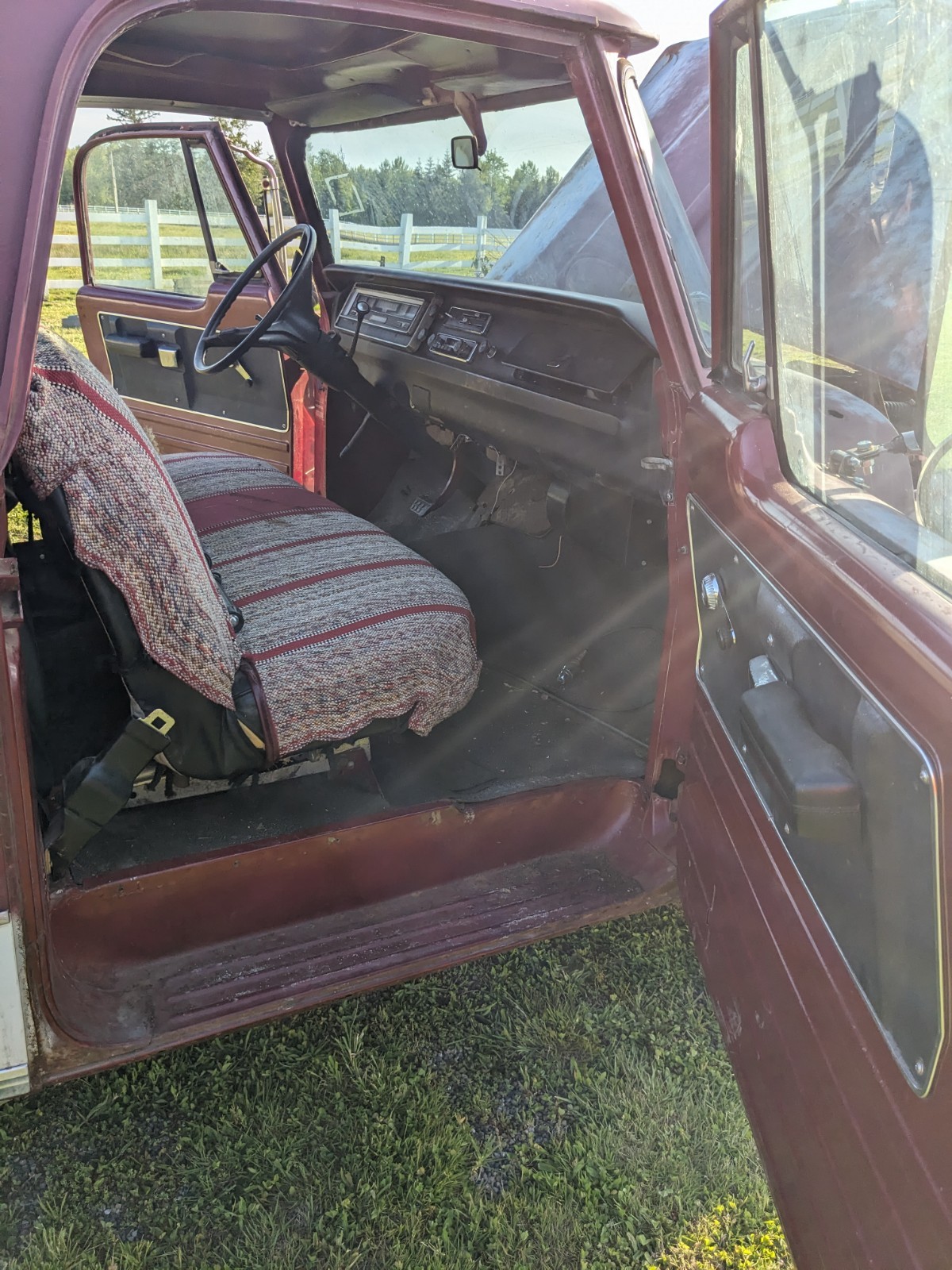 Dodge-Other-Pickups-1971-Standard-Cab-Pickup-2