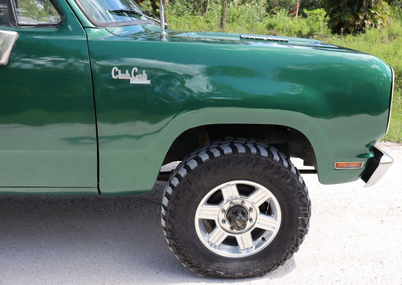Dodge-Other-Pickups-1974-Extended-Cab-Pickup-14