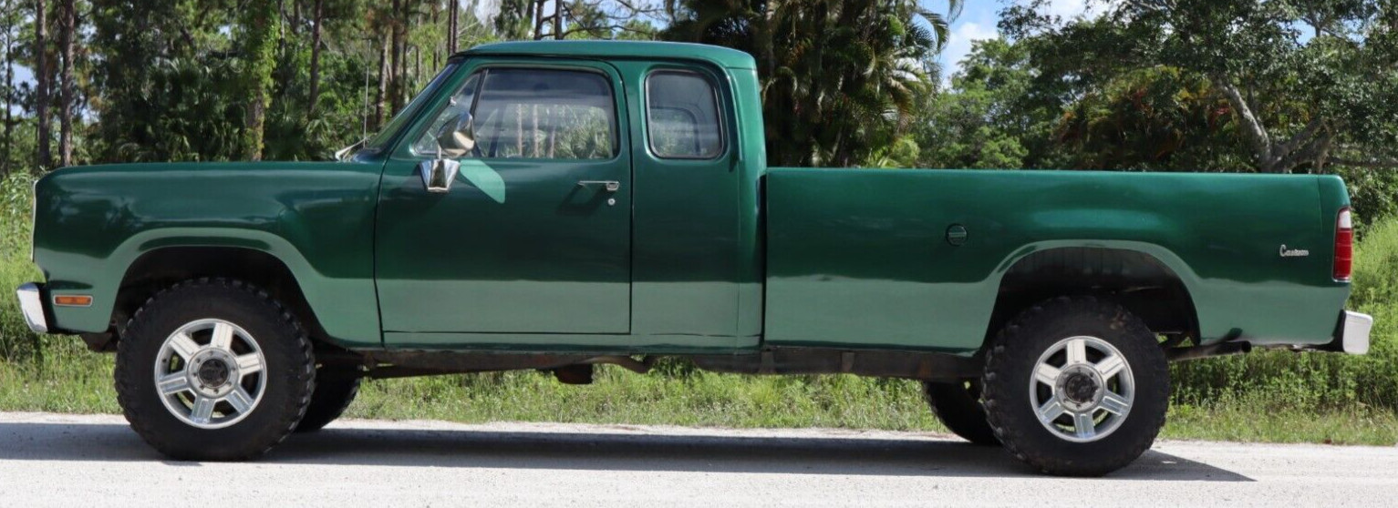 Dodge-Other-Pickups-1974-Extended-Cab-Pickup-2