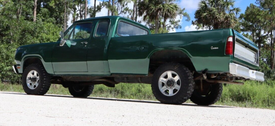 Dodge-Other-Pickups-1974-Extended-Cab-Pickup-3