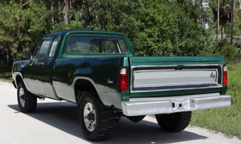 Dodge-Other-Pickups-1974-Extended-Cab-Pickup-4
