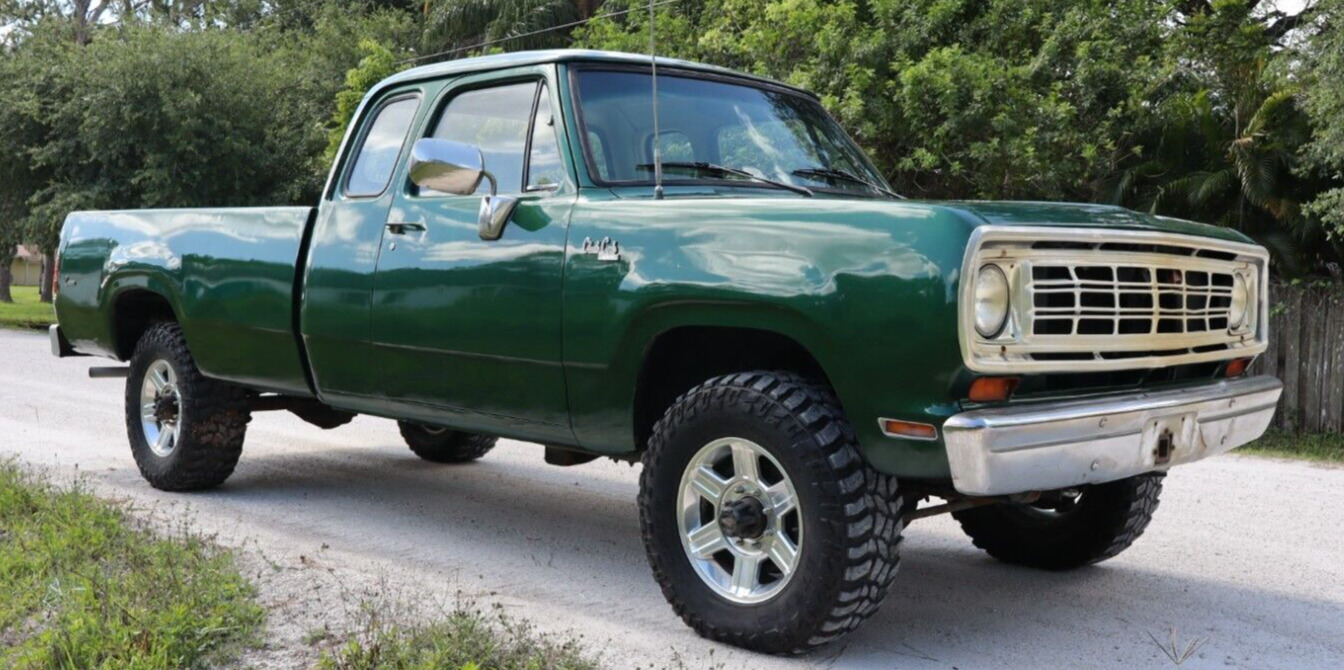 Dodge-Other-Pickups-1974-Extended-Cab-Pickup
