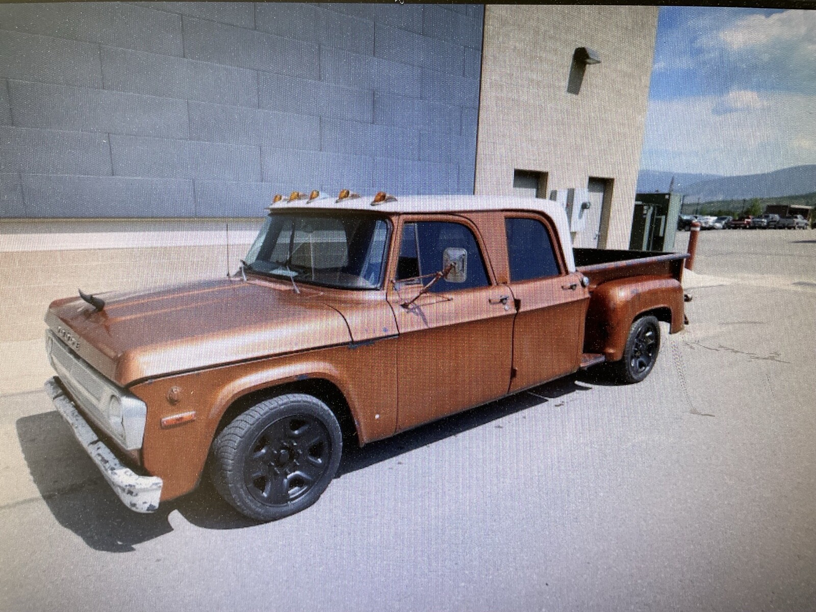 Dodge Power Wagon 1970