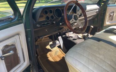 Dodge-Power-wagon-1974-green-18