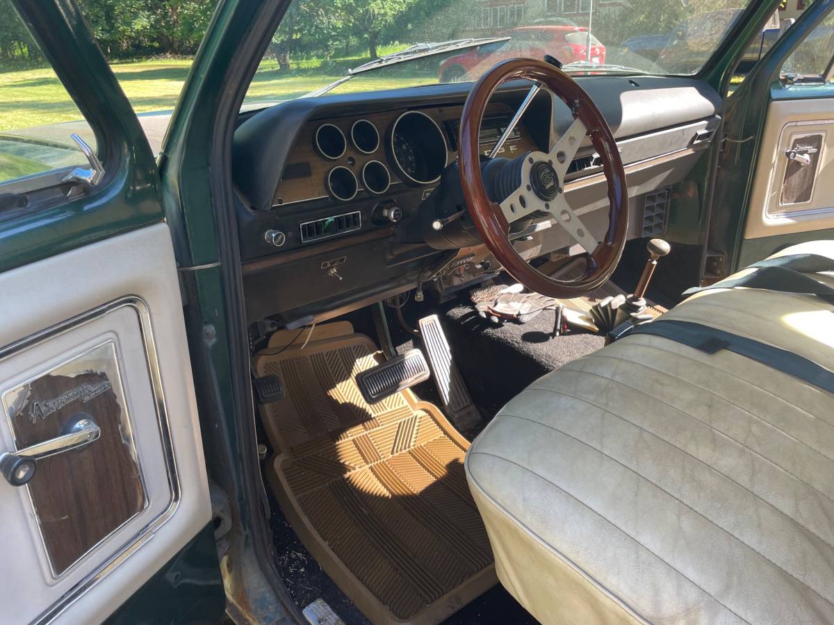 Dodge-Power-wagon-1974-green-18