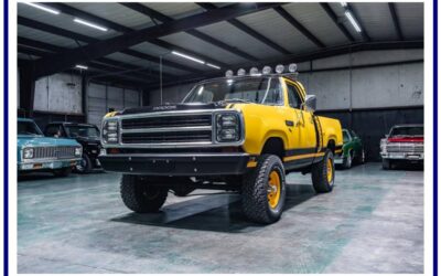 Dodge Power wagon macho 4x4  1980 black