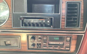 Dodge-Prospestor-1985-silver-20