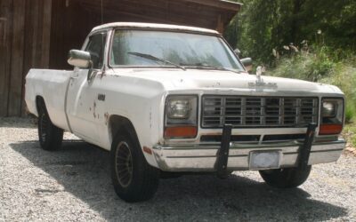 Dodge Ram 1500 1982 Standard Cab Pickup