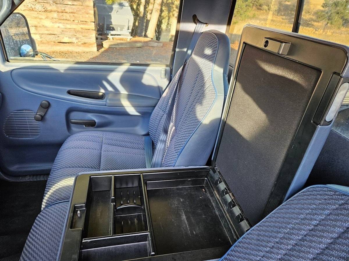 Dodge-Ram-2500-12v-cummins-diesel-5-speed-sale-pending-1994-blue-1