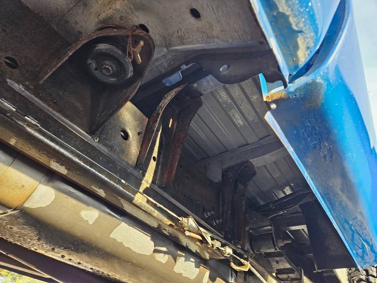 Dodge-Ram-2500-12v-cummins-diesel-5-speed-sale-pending-1994-blue-2