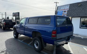 Dodge-Ram-2500-12v-cummins-diesel-5-speed-sale-pending-1994-blue-7