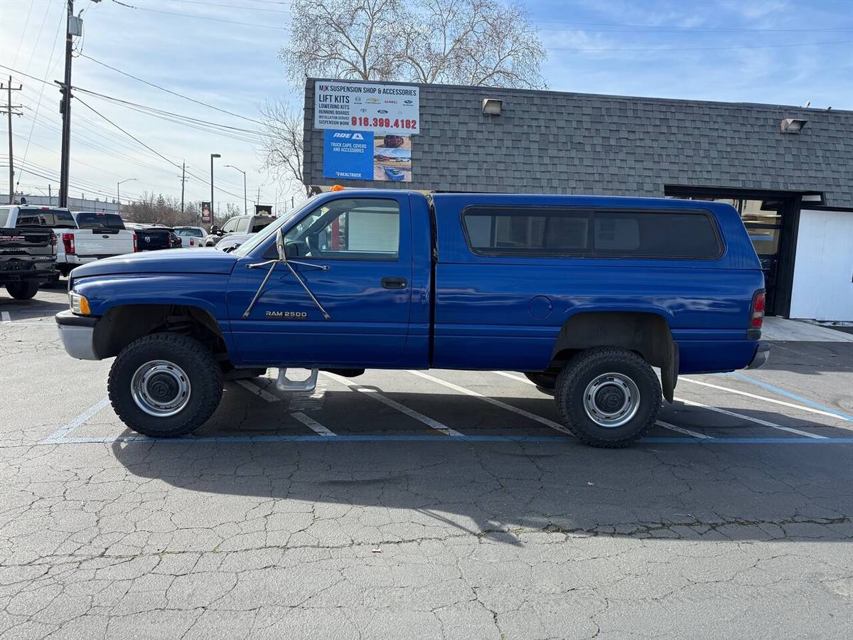 Dodge-Ram-2500-12v-cummins-diesel-5-speed-sale-pending-1994-blue-9
