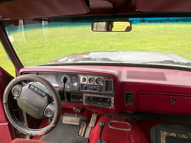Dodge-Ram-2500-1983-Crew-Cab-Pickup-13