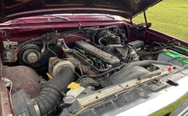 Dodge-Ram-2500-1983-Crew-Cab-Pickup-9