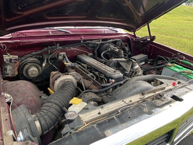 Dodge-Ram-2500-1983-Crew-Cab-Pickup-9