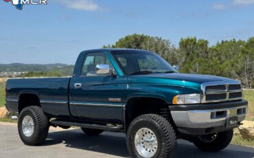 Dodge-Ram-2500-1995-Standard-Cab-Pickup-2