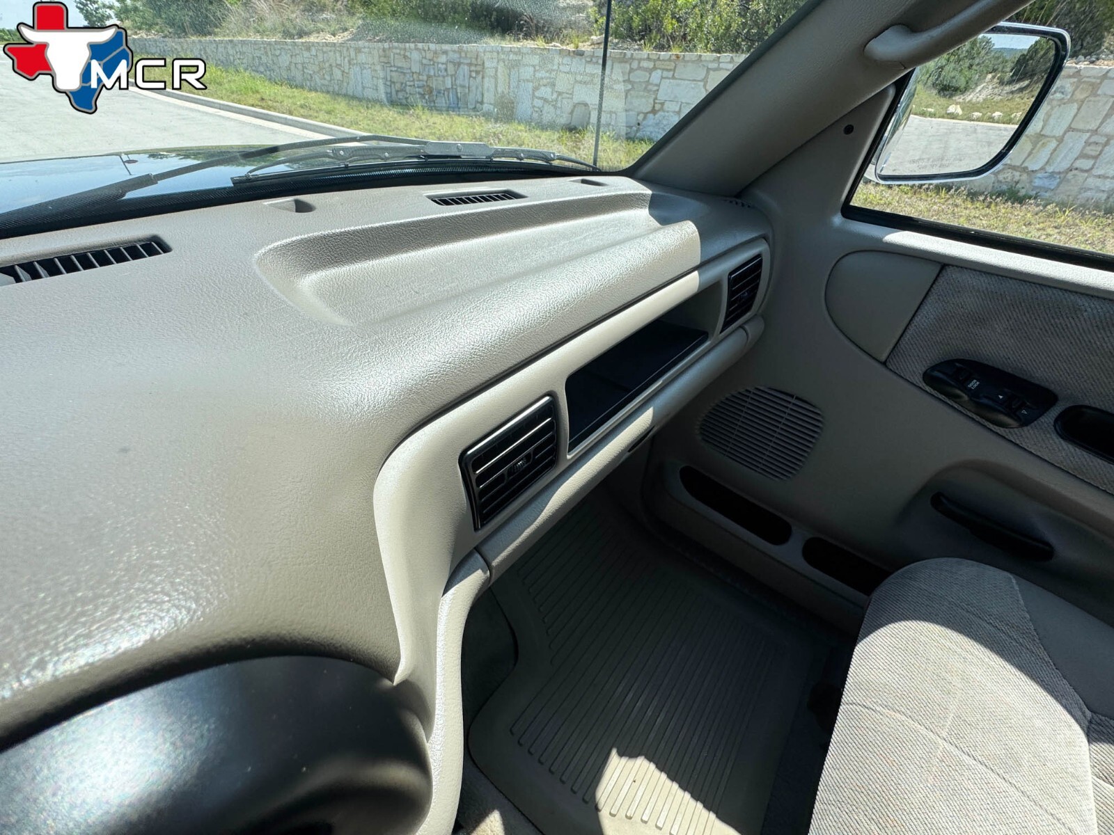Dodge-Ram-2500-1995-Standard-Cab-Pickup-27