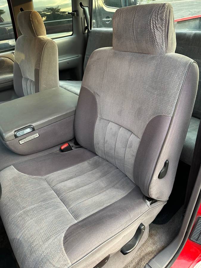 Dodge-Ram-2500-club-cab-diesel-1995-red-11