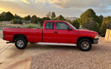 Dodge-Ram-2500-club-cab-diesel-1995-red