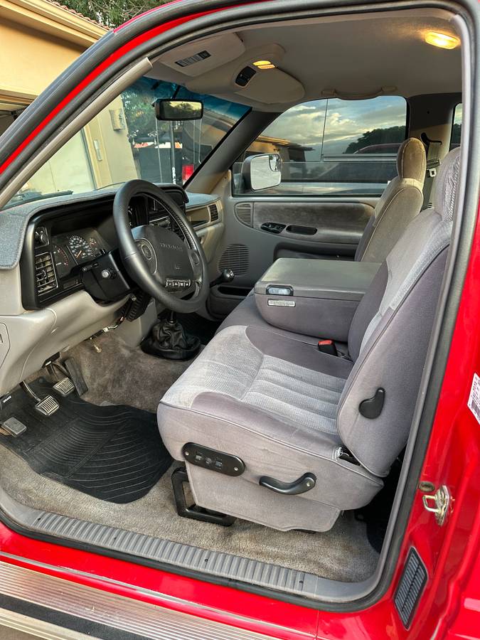 Dodge-Ram-2500-club-cab-diesel-1995-red-8