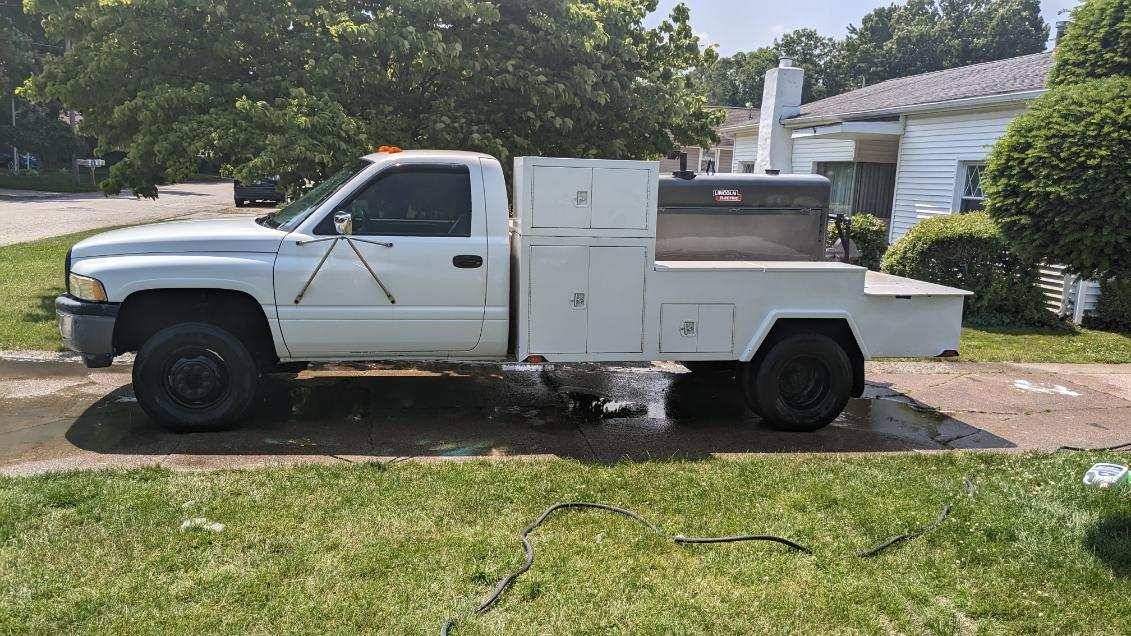 Dodge-Ram-3500-1995-white-1