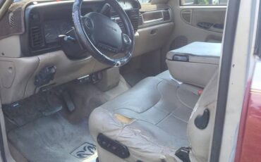 Dodge-Ram-3500-diesel-1995-custom-2