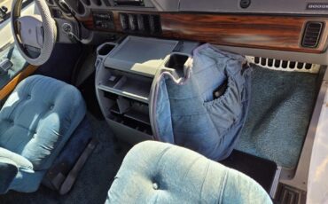 Dodge-Ram-Van-1994-13