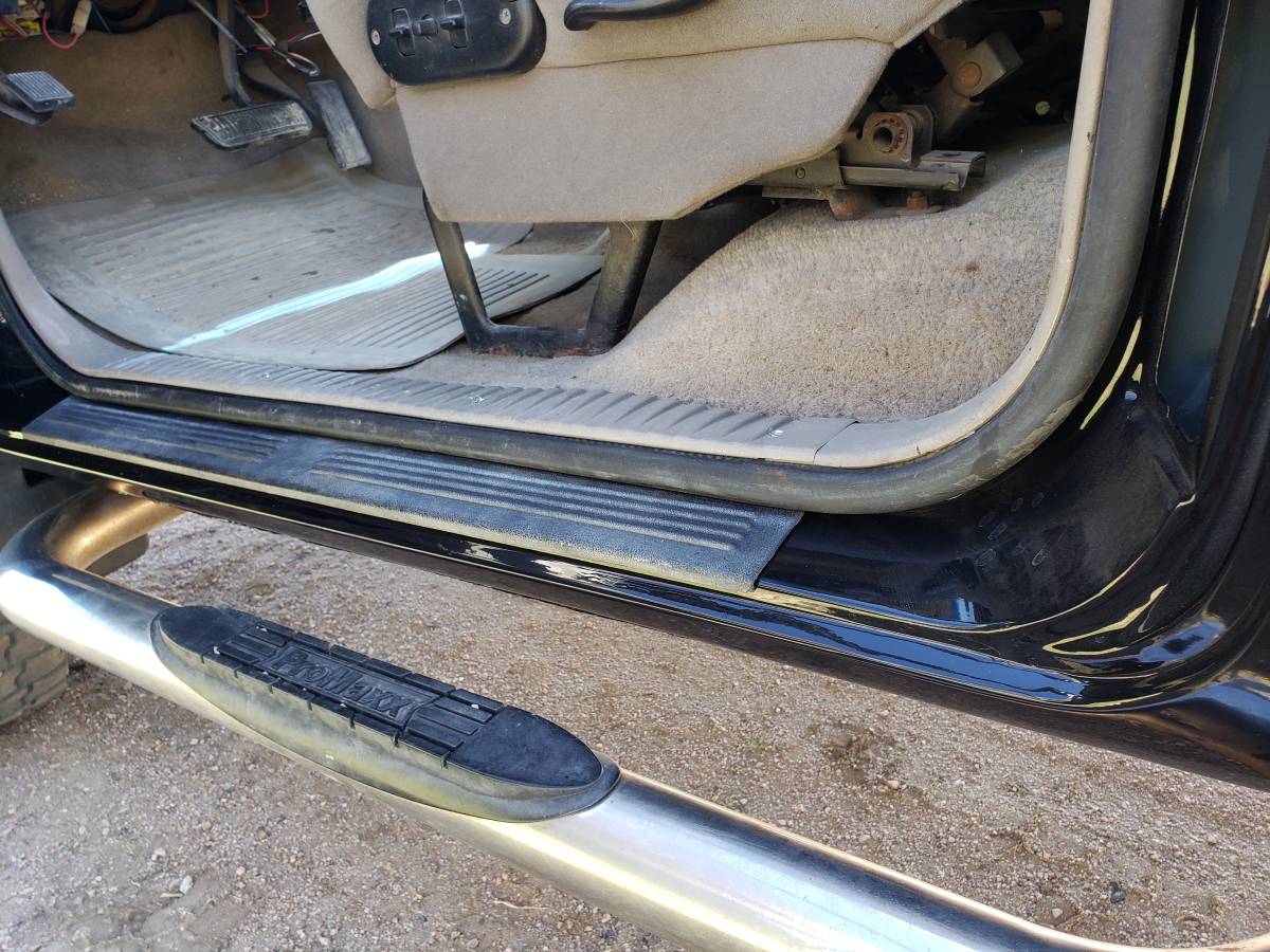 Dodge-Ram-cummins-12-valve-auto-diesel-1995-blue-11