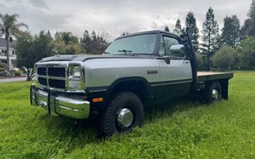 Dodge-Ram-d350-diesel-1991-black-1