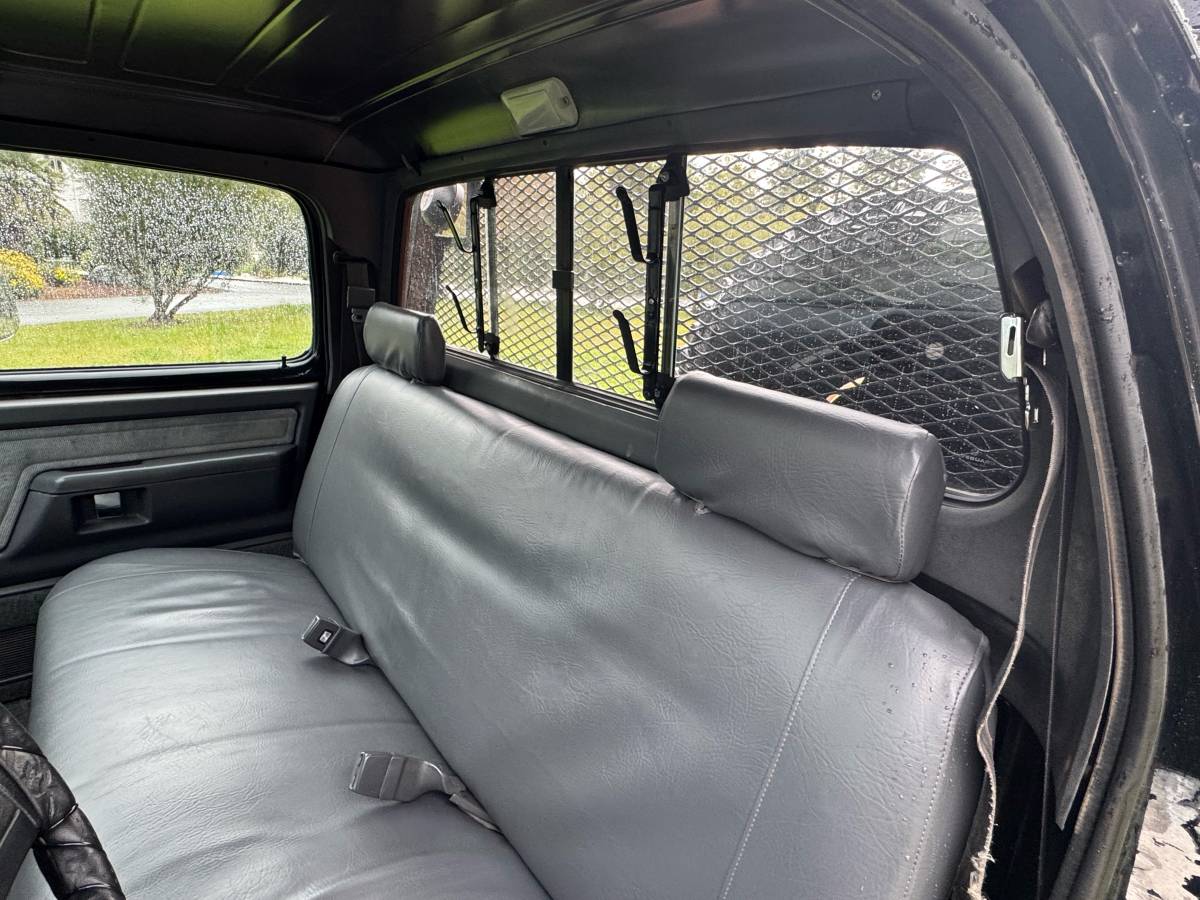 Dodge-Ram-d350-diesel-1991-black-18