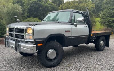 Dodge Ram d350 diesel  1991 black