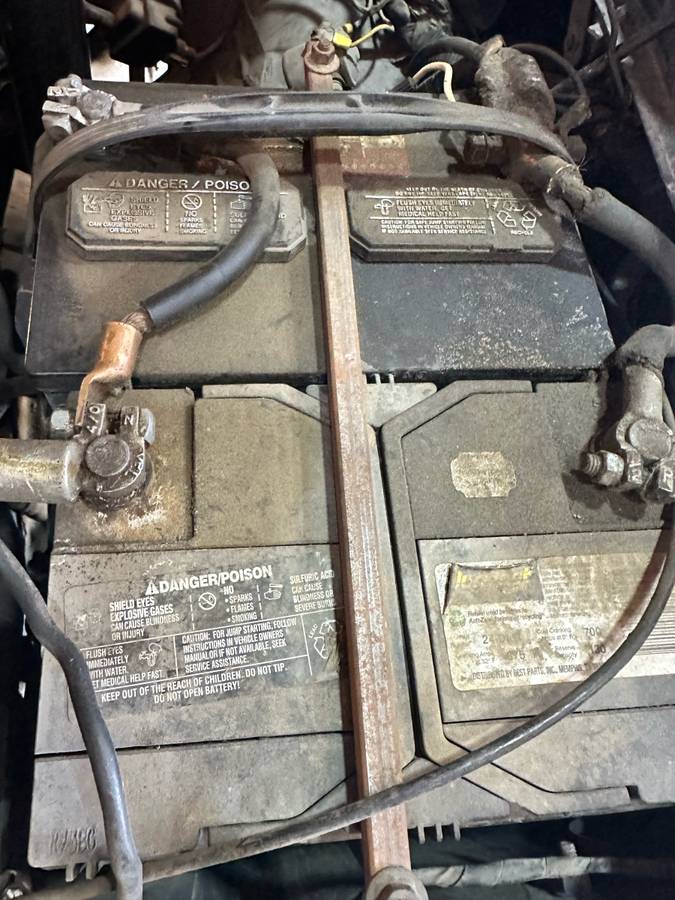 Dodge-Ram-d350-diesel-1992-black-11