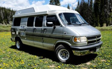Dodge-Ram-van-2500-1995