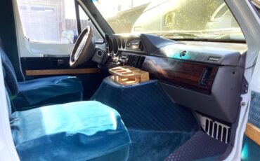 Dodge-Ram-van-2500-1995-6