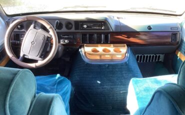 Dodge-Ram-van-2500-1995-7