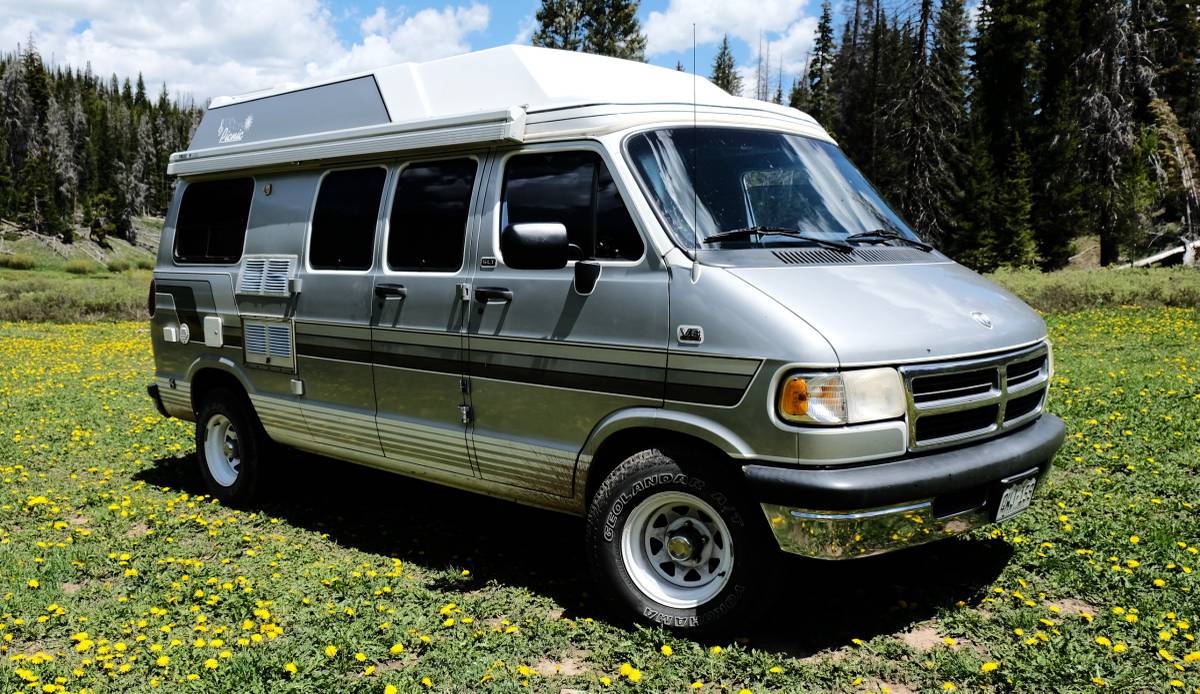 Dodge Ram van 2500  1995