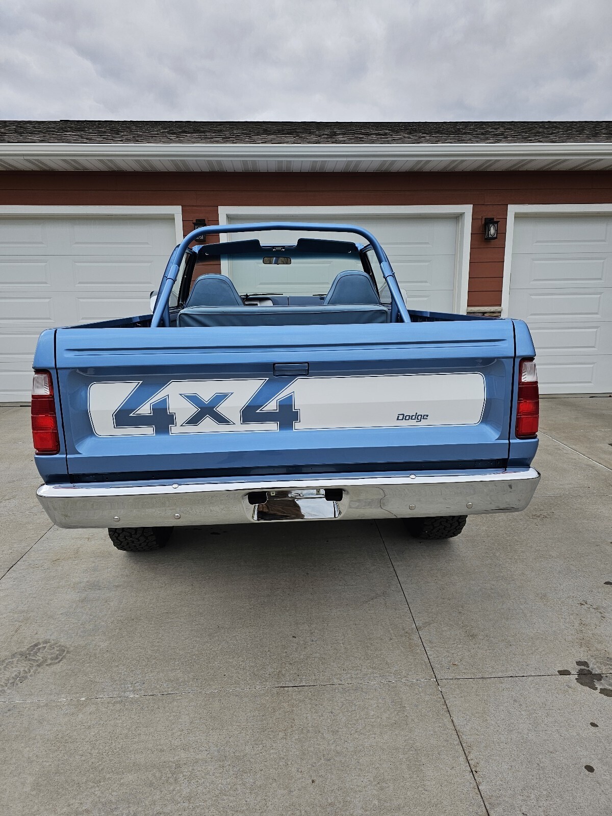 Dodge-Ramcharger-1977-2