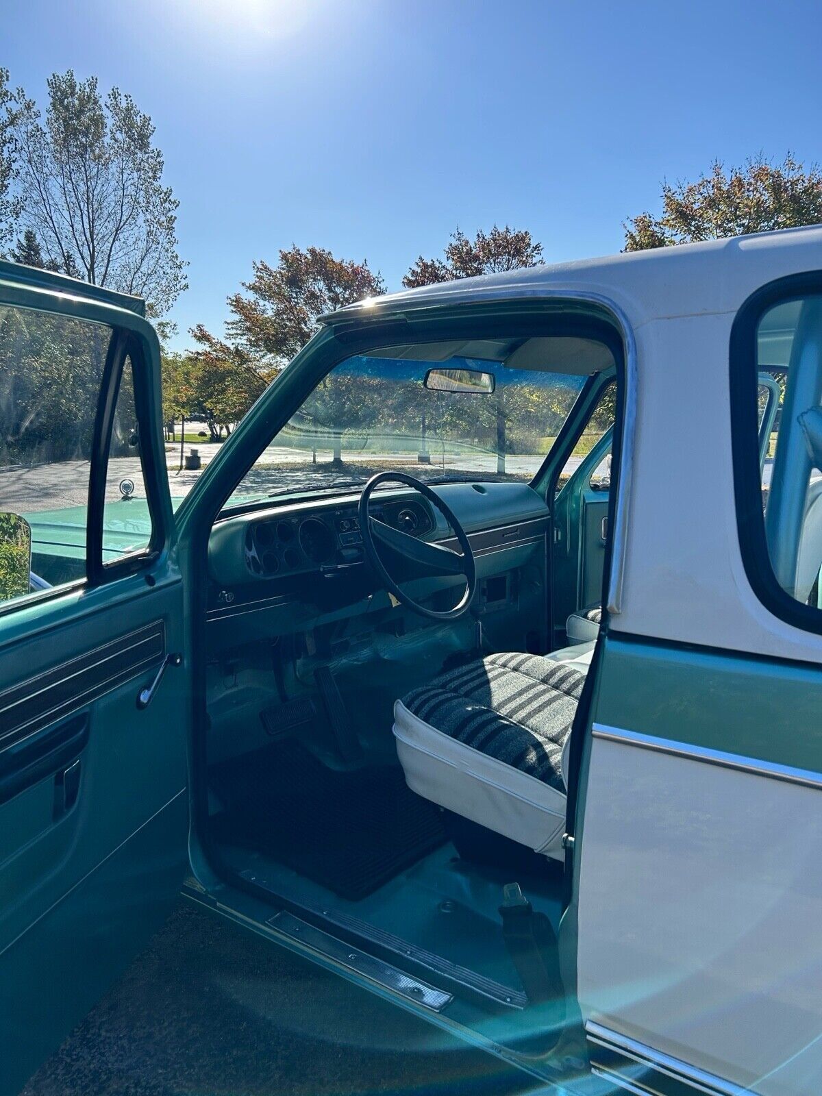 Dodge-Ramcharger-1979-SUV-19
