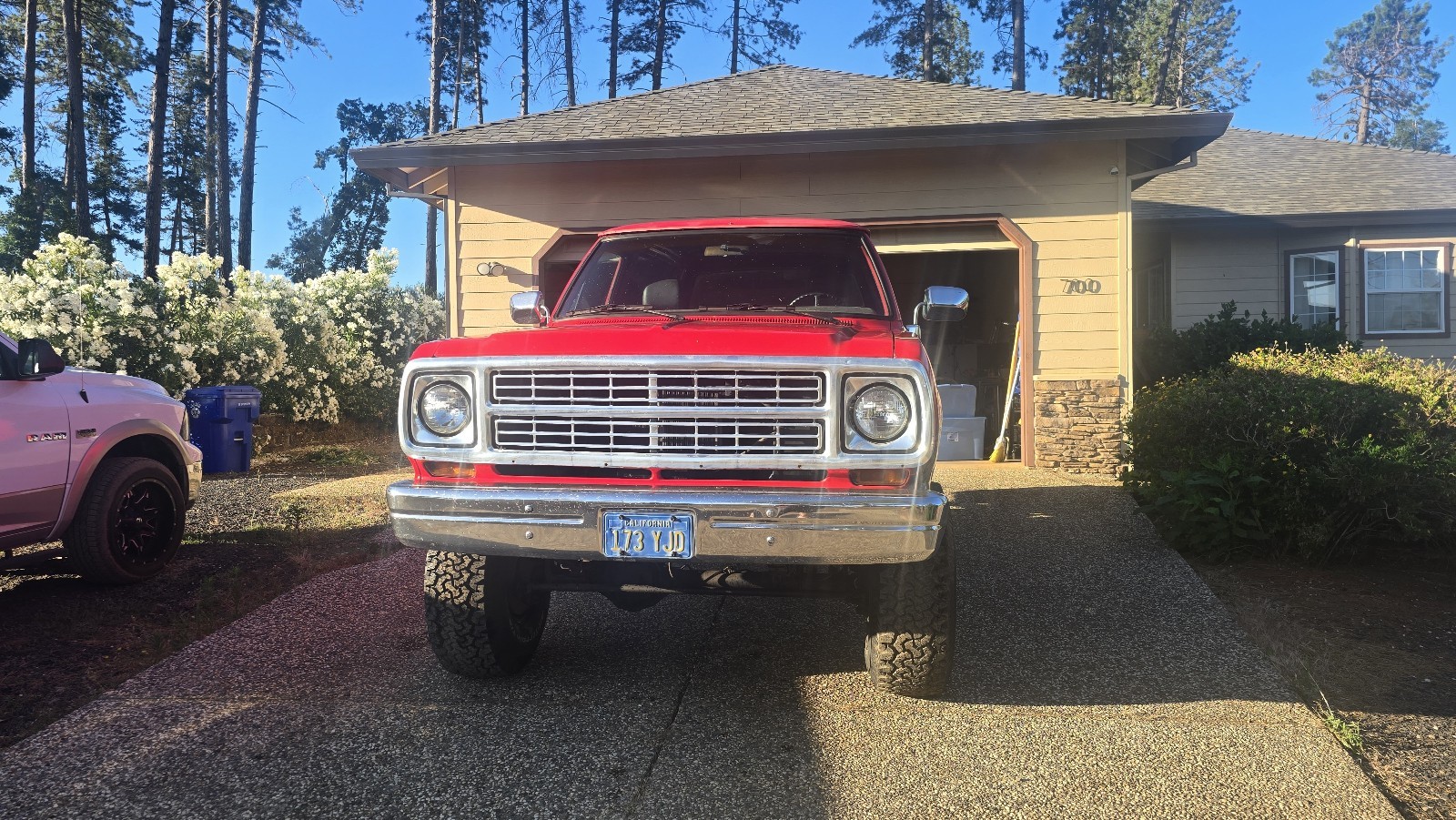 Dodge-Ramcharger-1979-SUV-20