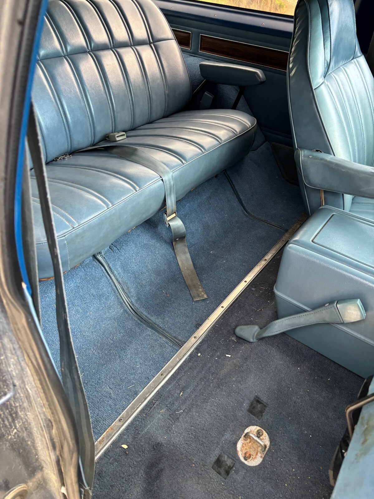 Dodge-Ramcharger-1986-SUV-14