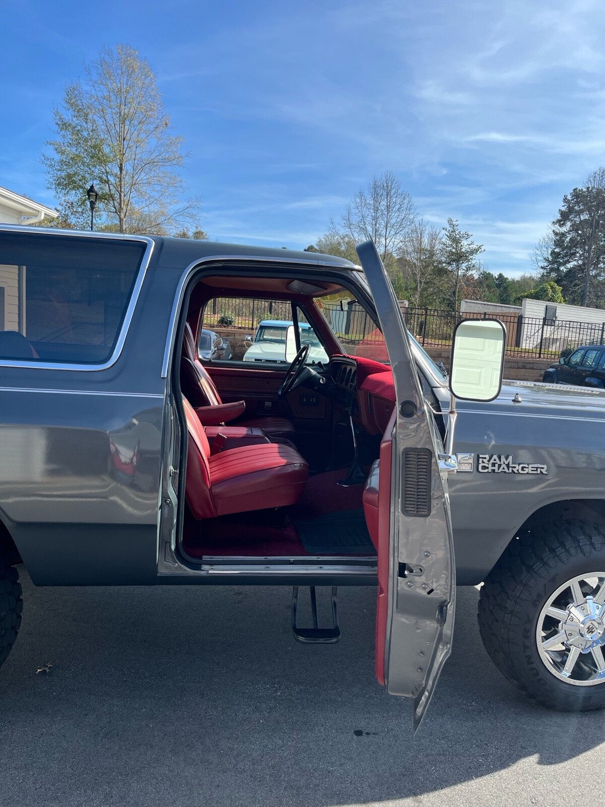 Dodge-Ramcharger-1987-10