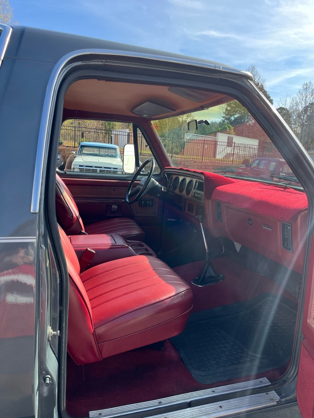 Dodge-Ramcharger-1987-18
