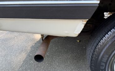 Dodge-Ramcharger-1987-SUV-14