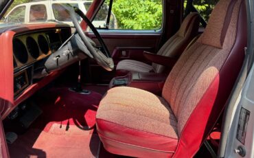 Dodge-Ramcharger-1987-SUV-18