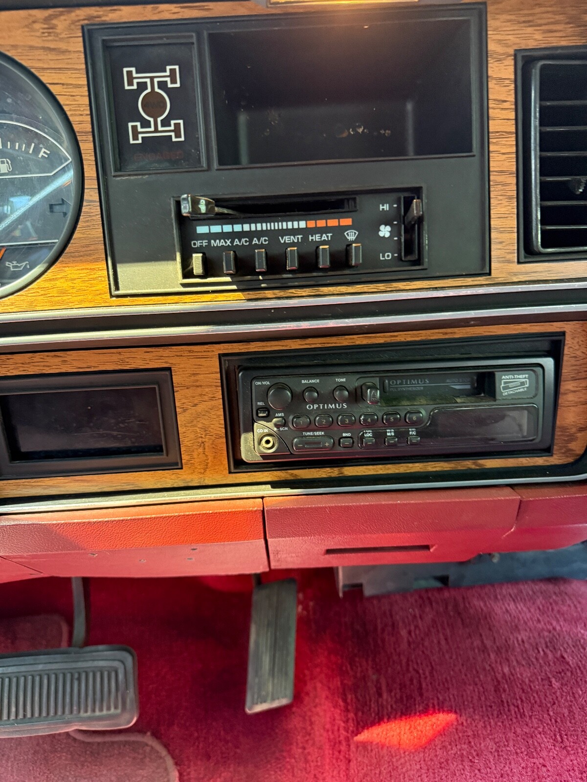 Dodge-Ramcharger-1987-SUV-25