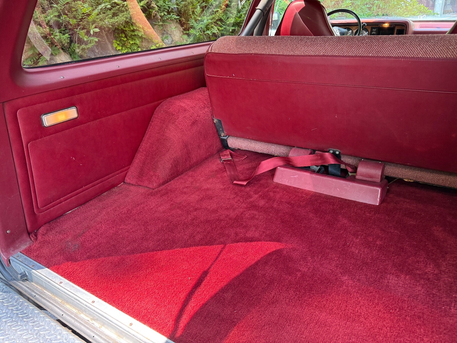 Dodge-Ramcharger-1987-SUV-35