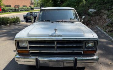 Dodge-Ramcharger-1987-SUV-4