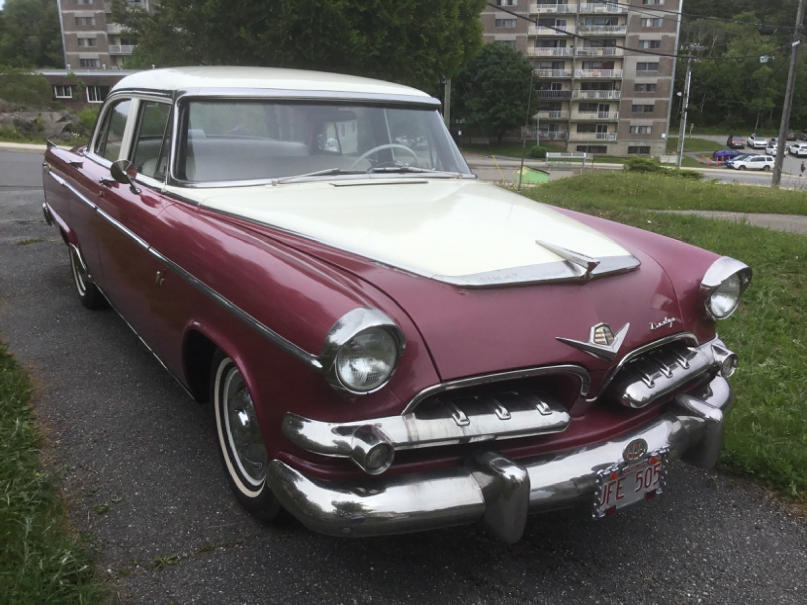 Dodge-Royal-1955-Sedan-3